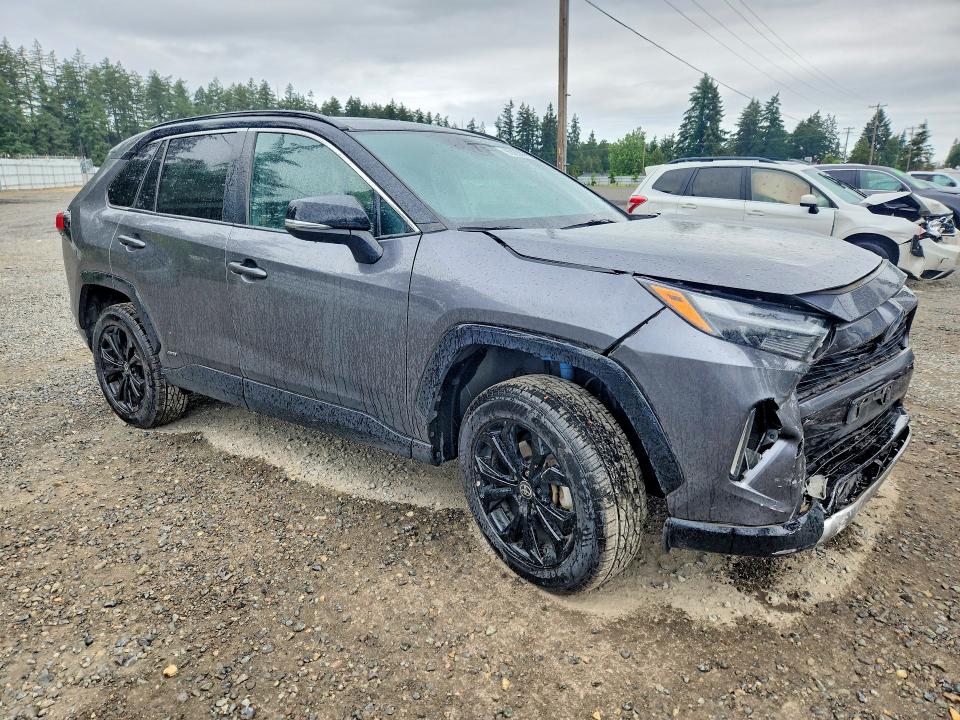 56323386 :رقم المزاد ، 4T3E6RFV5NU070091 vin ، 2022 Toyota Rav4 مزاد بيع