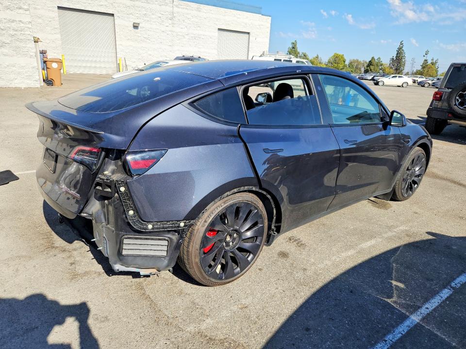Продажа на аукционе авто 2024 Tesla Model Y, vin: 7SAYGDEFXRF020194, номер лота: 57594206
