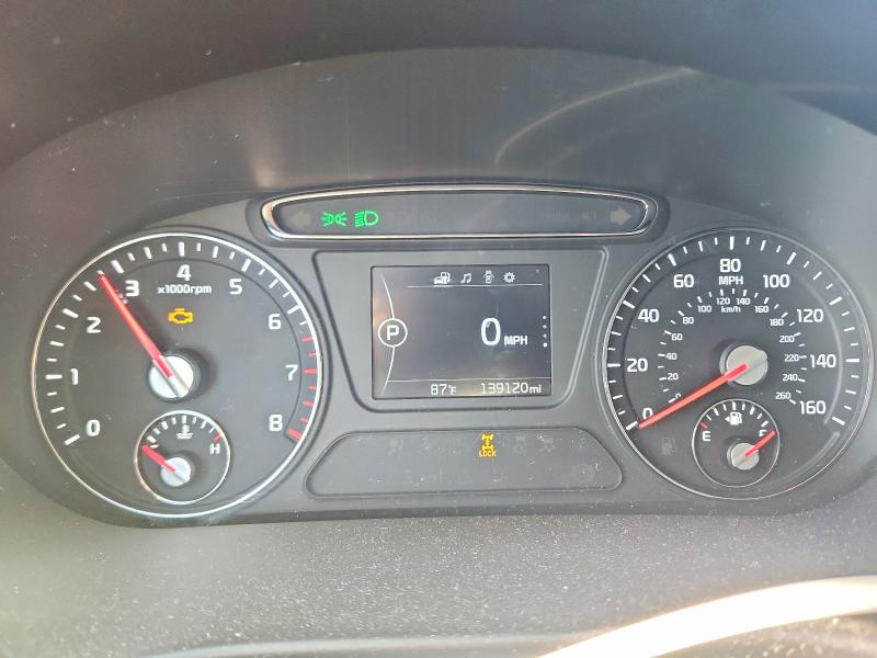 55377446 :رقم المزاد ، 5XYPGDA58JG419656 vin ، 2018 Kia Sorento مزاد بيع