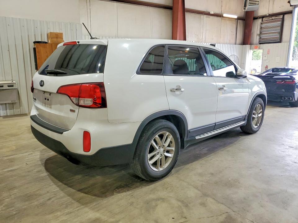 Продажа на аукционе авто 2015 Kia Sorento, vin: 5XYKT3A64FG568923, номер лота: 57621716