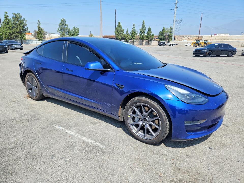 2022 Tesla Model 3 მანქანა იყიდება აუქციონზე, vin: 5YJ3E1EB4NF356877, აუქციონის ნომერი: 58951016