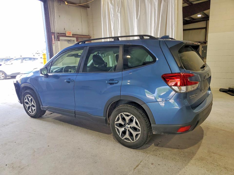 Продажа на аукционе авто 2023 Subaru Forester, vin: JF2SKAEC0PH451731, номер лота: 57834546