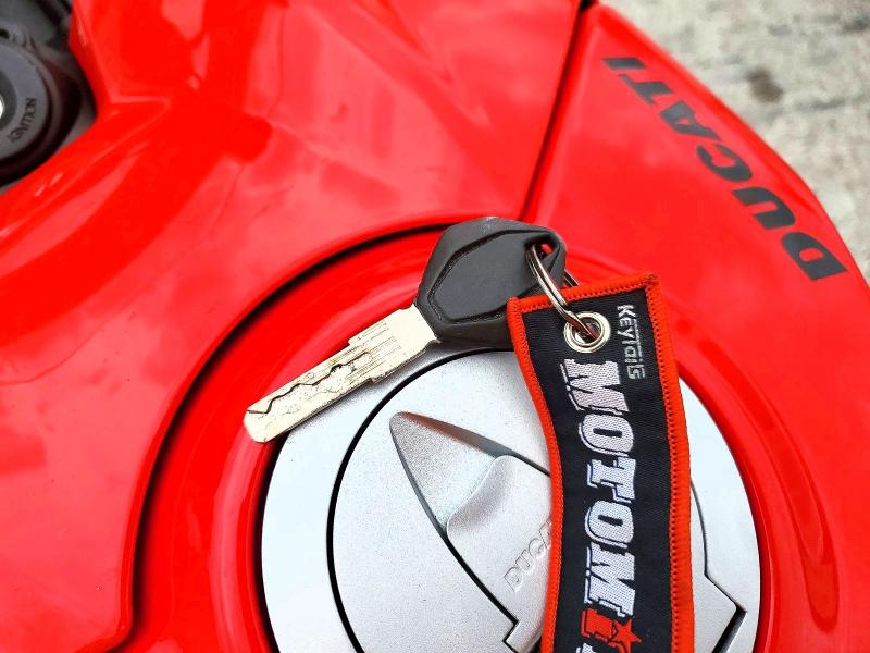 Продаж на аукціоні авто 2023 Ducati Panigale, vin: ZDMDAGWW7PB003144, номер лоту: 55650196