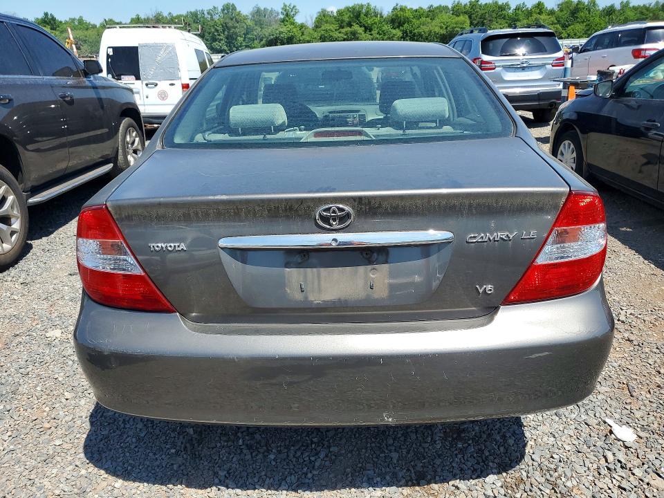 2002 Toyota Camry მანქანა იყიდება აუქციონზე, vin: 4T1BF32KX2U519376, აუქციონის ნომერი: 57362836