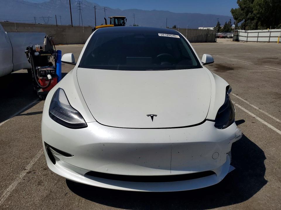 59189546 :رقم المزاد ، 5YJ3E1EA0NF148311 vin ، 2022 Tesla Model 3 مزاد بيع