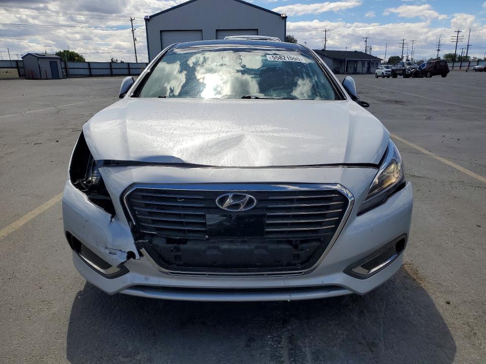 Продажа на аукционе авто 2016 Hyundai Sonata Hybrid, vin: KMHE34L10GA009130, номер лота: 55821596