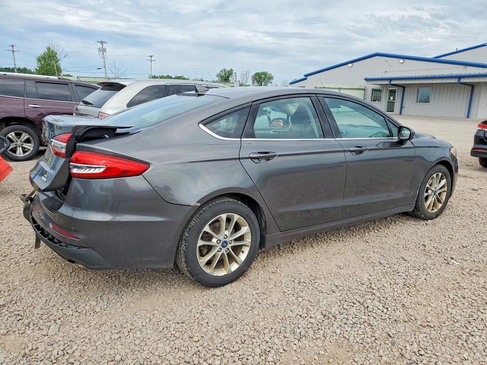 2020 Ford Fusion მანქანა იყიდება აუქციონზე, vin: 3FA6P0HD2LR101712, აუქციონის ნომერი: 58972236