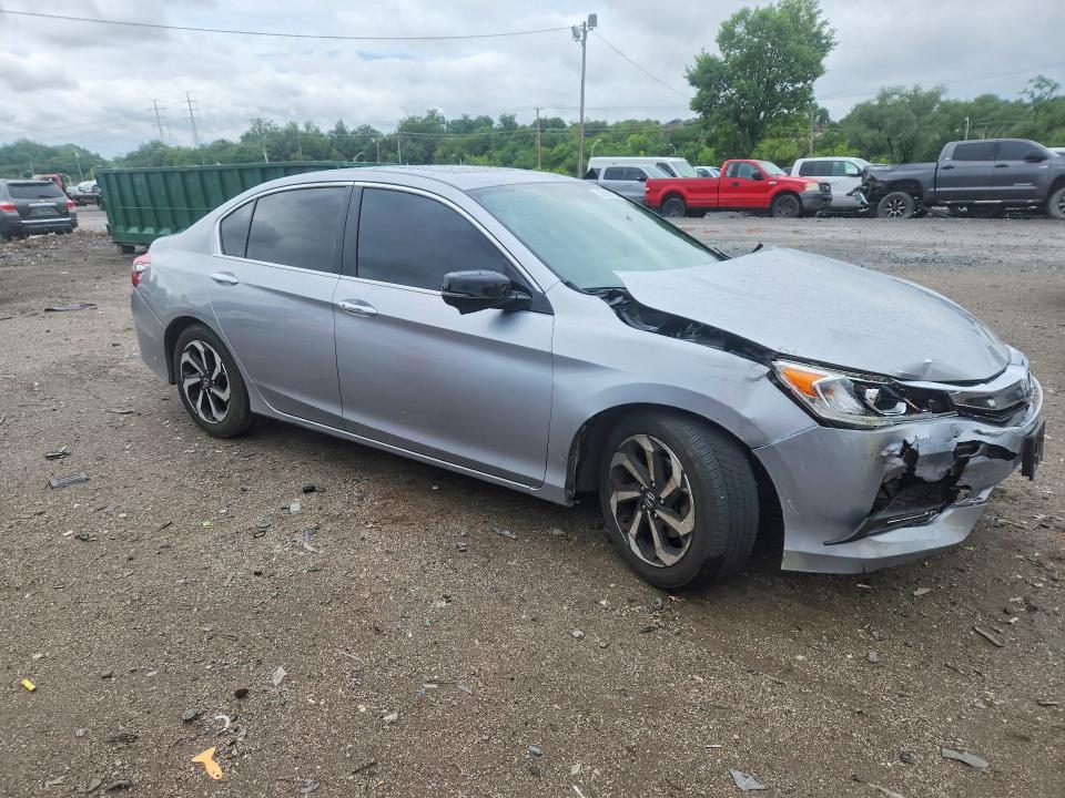2017 Honda Accord მანქანა იყიდება აუქციონზე, vin: 1HGCR2F81HA098491, აუქციონის ნომერი: 58588126