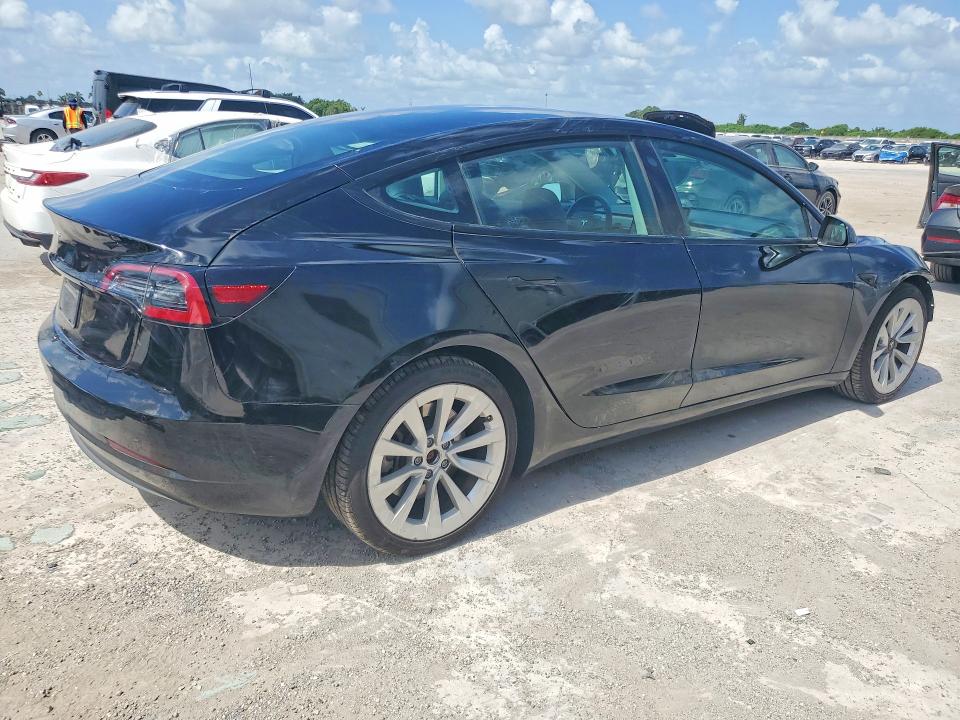 2022 Tesla Model 3 მანქანა იყიდება აუქციონზე, vin: 5YJ3E1EA3NF371717, აუქციონის ნომერი: 57217456
