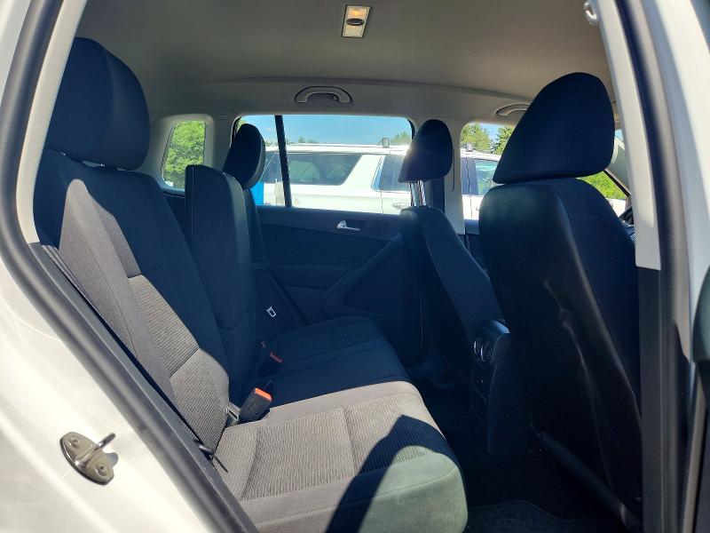 2015 Volkswagen Tiguan მანქანა იყიდება აუქციონზე, vin: WVGBV7AX5FW557650, აუქციონის ნომერი: 56739686