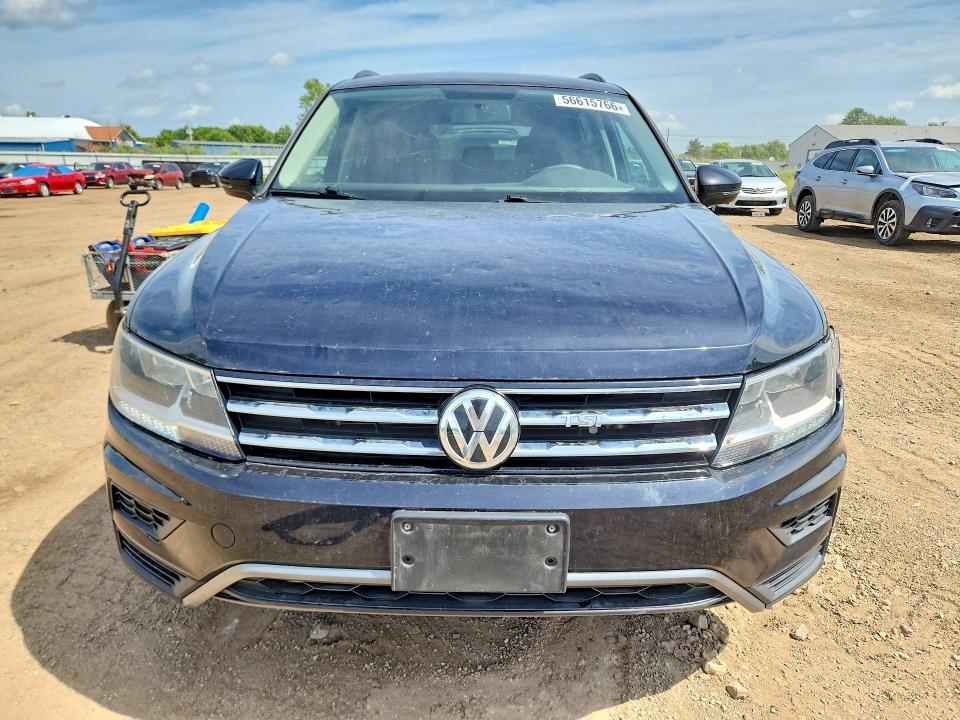 56615766 :رقم المزاد ، 3VV0B7AX5KM098359 vin ، 2019 Volkswagen Tiguan مزاد بيع
