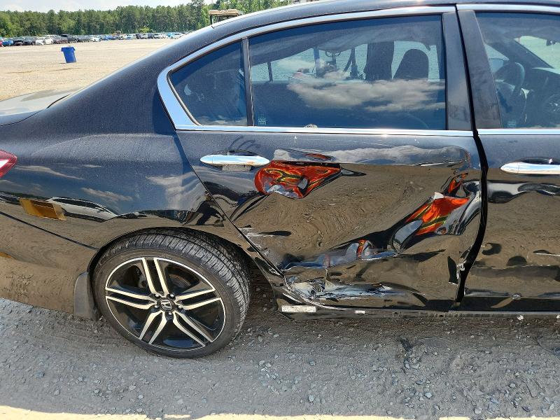 Продаж на аукціоні авто 2017 Honda Accord, vin: 1HGCR2F11HA024782, номер лоту: 56186296