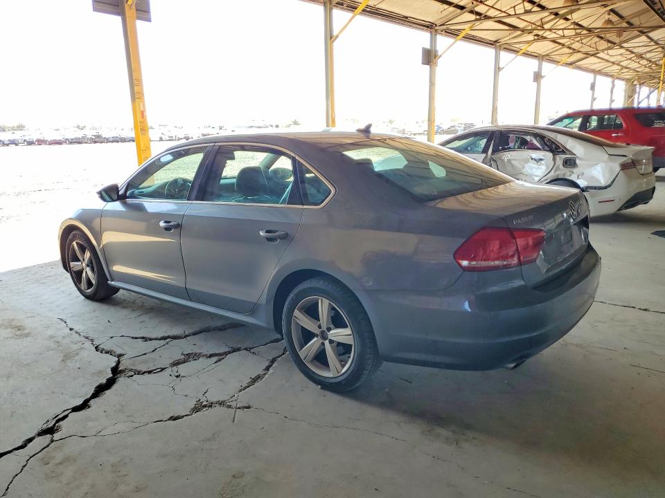 57361726 :رقم المزاد ، 1VWBP7A31CC043493 vin ، 2012 Volkswagen Passat مزاد بيع