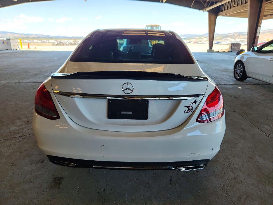56863586 :رقم المزاد ، 55SWF4JB6GU106365 vin ، 2016 Mercedes-benz C مزاد بيع