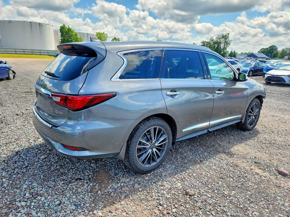 58261496 :رقم المزاد ، 5N1DL0MMXJC507909 vin ، 2018 Infiniti Qx60 مزاد بيع