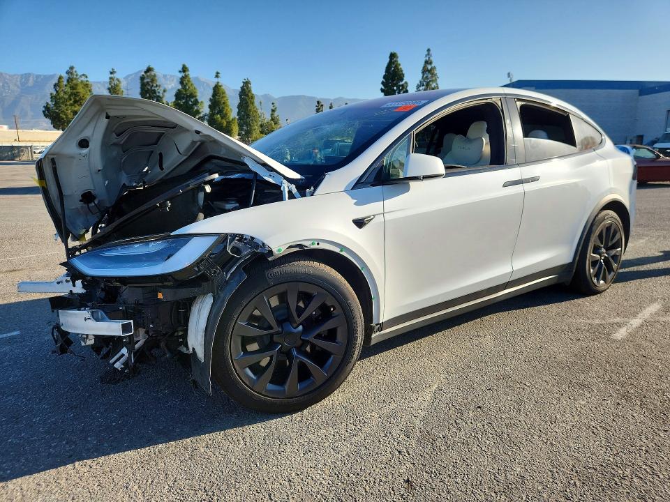 2022 Tesla Model X მანქანა იყიდება აუქციონზე, vin: 7SAXCAE56NF362491, აუქციონის ნომერი: 57375696