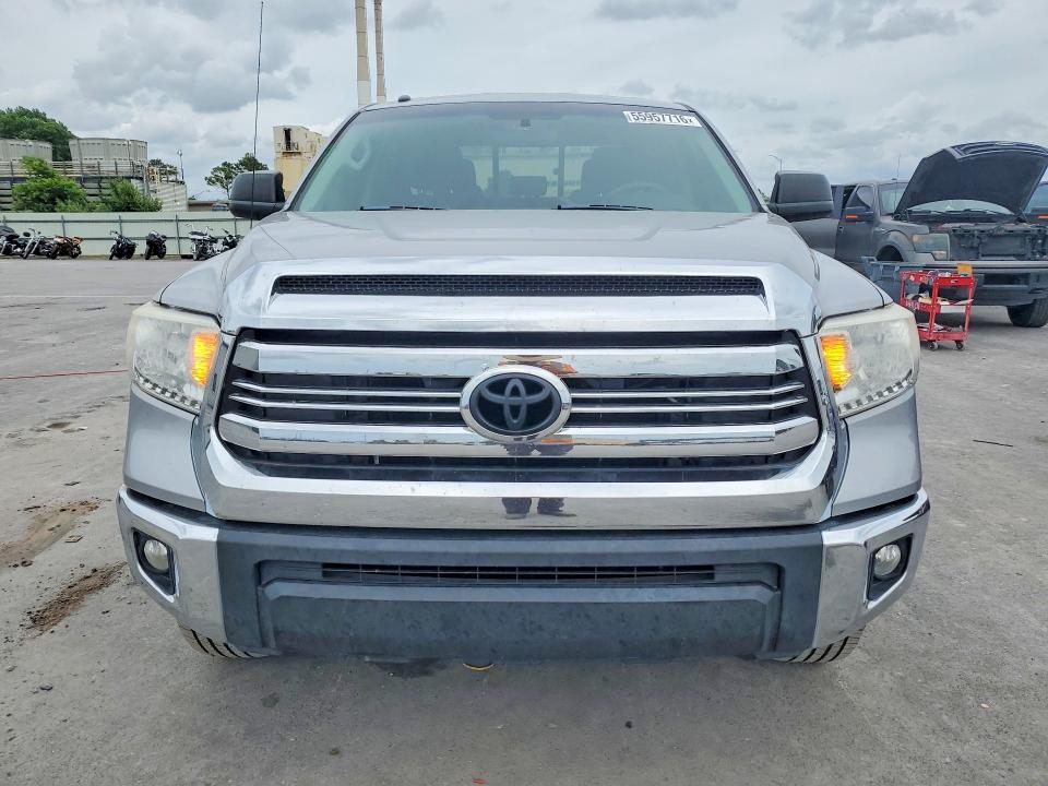 55957716 :رقم المزاد ، 5TFRM5F18HX114565 vin ، 2017 Toyota Tundra مزاد بيع