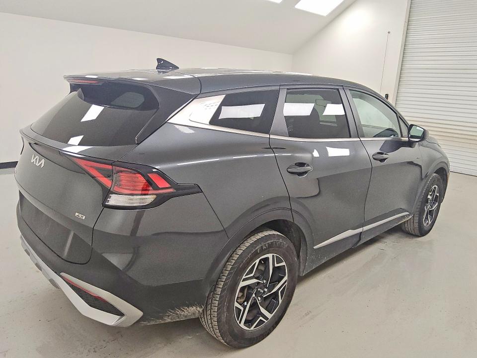 Продажа на аукционе авто 2023 Kia Sportage, vin: KNDPUCAF4P7106184, номер лота: 57395216