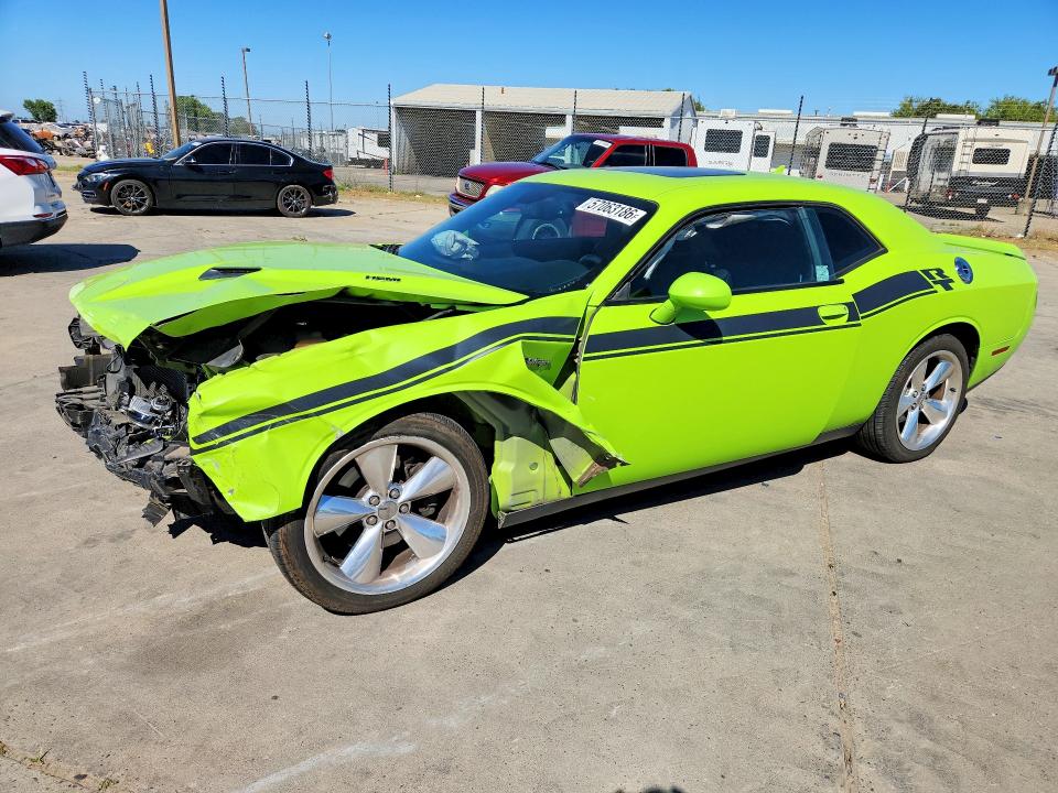 2015 Dodge Challenger მანქანა იყიდება აუქციონზე, vin: 2C3CDZBT1FH750609, აუქციონის ნომერი: 57063186