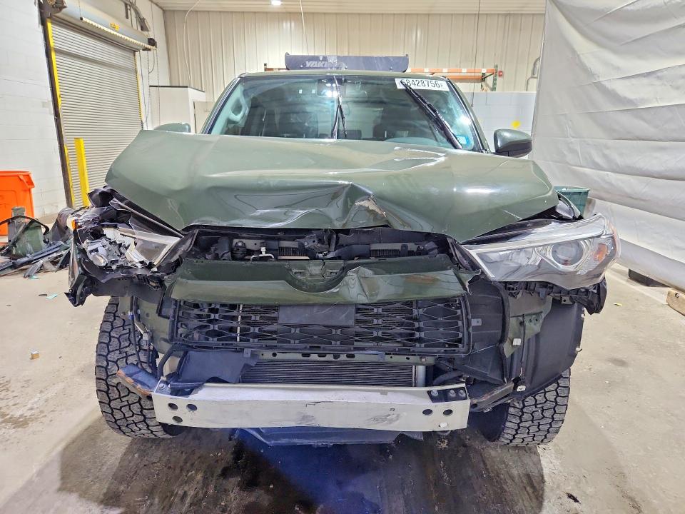 Продаж на аукціоні авто 2022 Toyota 4runner, vin: JTETU5JR4N6031067, номер лоту: 58428756