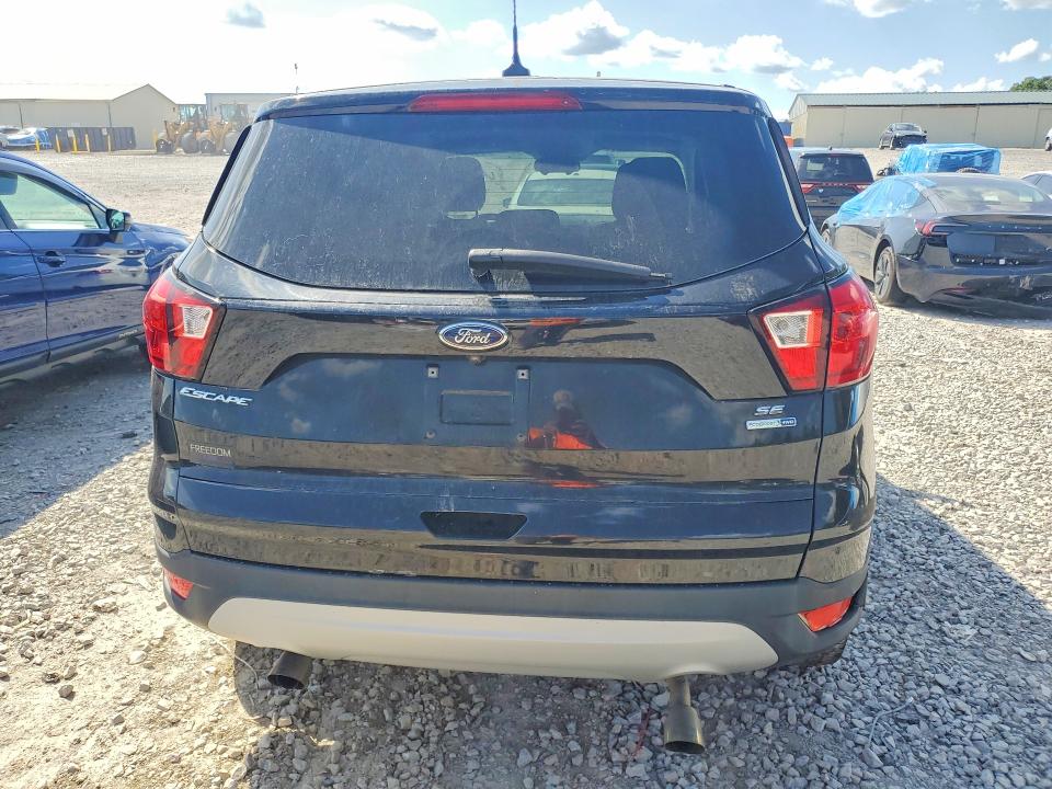 55996146 :رقم المزاد ، 1FMCU9GD7KUB09609 vin ، 2019 Ford Escape مزاد بيع