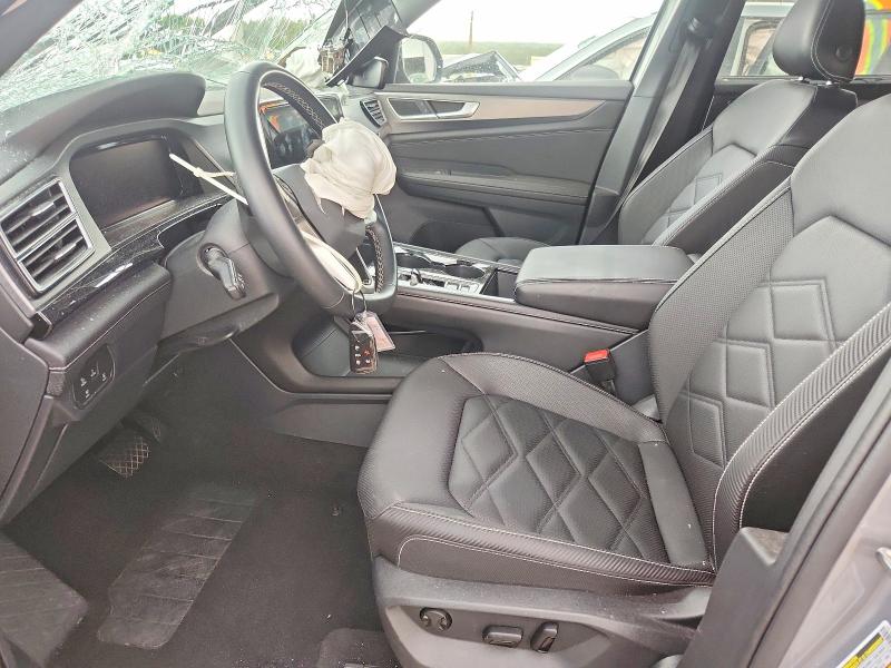 56687266 :رقم المزاد ، 1V2WE2CA3SC213214 vin ، 2025 Volkswagen Atlas Cross Sport مزاد بيع