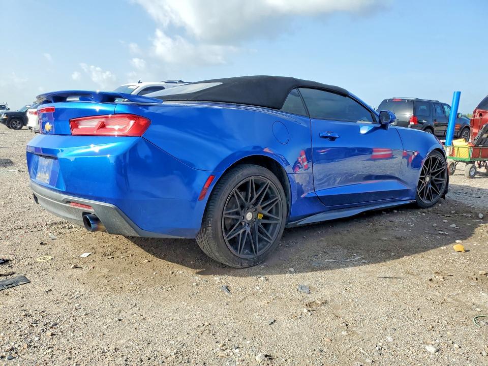 Auction sale of the 2017 Chevrolet Camaro, vin: 1G1FB3DX3H0149939, lot number: 58082756