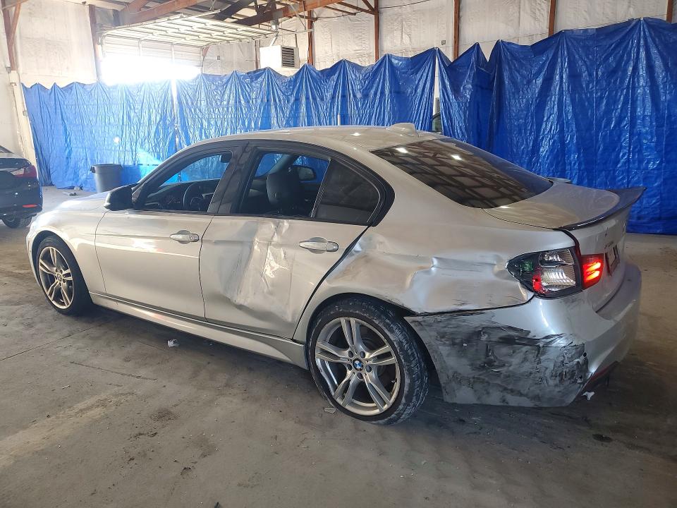 2013 Bmw 335 მანქანა იყიდება აუქციონზე, vin: WBA3B9C52DF140991, აუქციონის ნომერი: 55699916