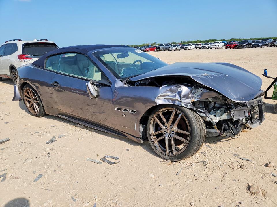 58633446 :رقم المزاد ، ZAM45VMA1H0203604 vin ، 2017 Maserati Granturismo مزاد بيع