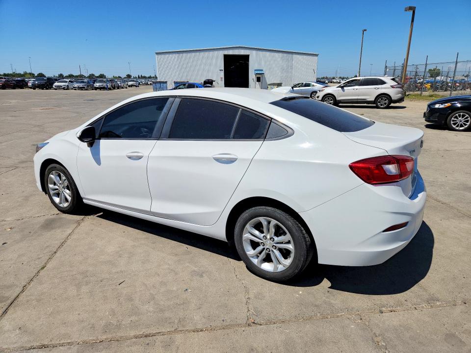58450846 :رقم المزاد ، 1G1BC5SM1K7153258 vin ، 2019 Chevrolet Cruze مزاد بيع