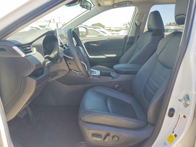 59014156 :رقم المزاد ، JTMB6RFV2SD582709 vin ، 2025 Toyota Rav4 مزاد بيع