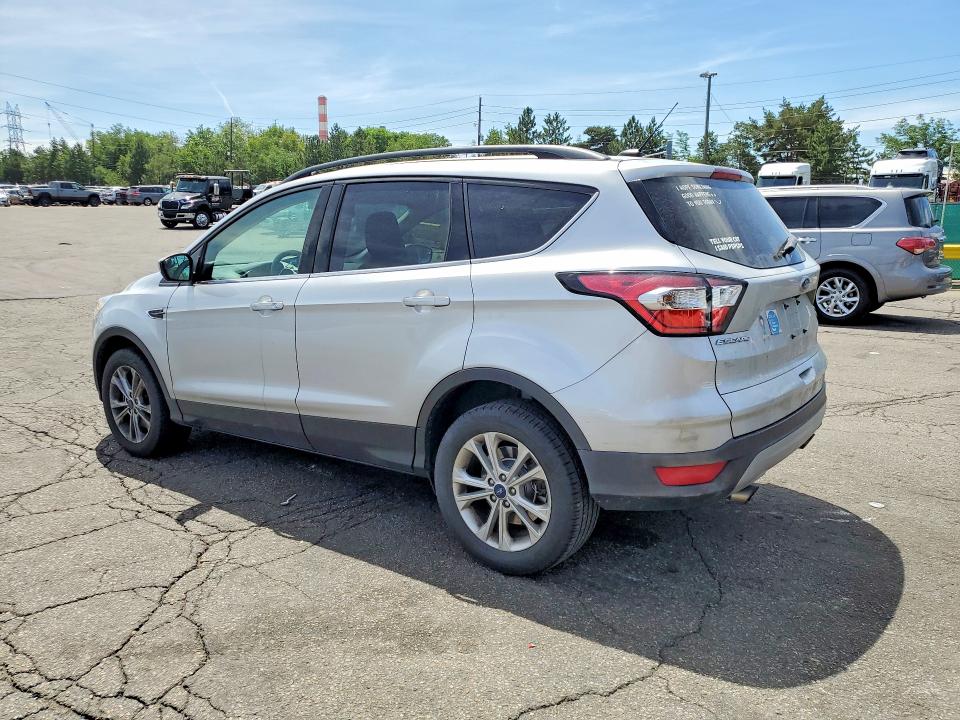 57852106 :رقم المزاد ، 1FMCU9GD0JUA10998 vin ، 2018 Ford Escape مزاد بيع