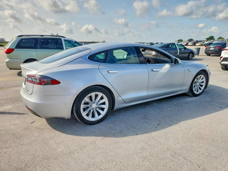 Продажа на аукционе авто 2016 Tesla Model S, vin: 5YJSA1E12GF147302, номер лота: 58988796