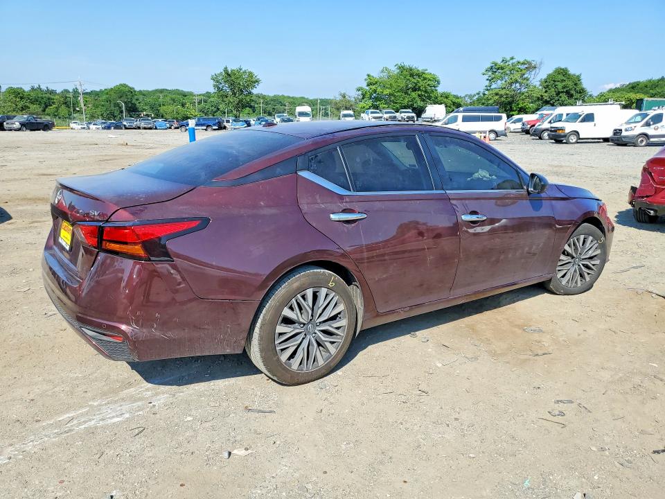 58656556 :رقم المزاد ، 1N4BL4DVXRN371380 vin ، 2024 Nissan Altima مزاد بيع
