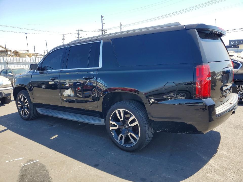 2015 Chevrolet Suburban მანქანა იყიდება აუქციონზე, vin: 1GNSCJKC9FR721085, აუქციონის ნომერი: 56584606