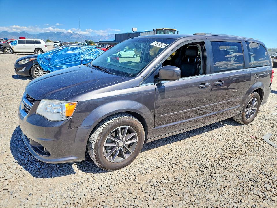 58752156 :رقم المزاد ، 2C4RDGCG5HR806298 vin ، 2017 Dodge Grand Caravan مزاد بيع