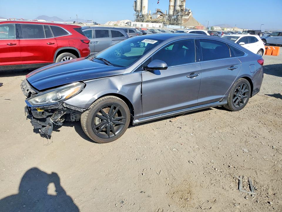 Продажа на аукционе авто 2018 Hyundai Sonata, vin: 5NPE34AB6JH610963, номер лота: 56697896