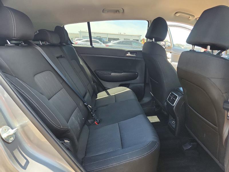 Продажа на аукционе авто 2022 Kia Sportage, vin: KNDPMCAC3N7974552, номер лота: 55992366