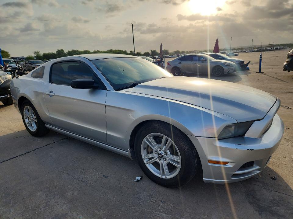 Продажа на аукционе авто 2014 Ford Mustang, vin: 1ZVBP8AM4E5209995, номер лота: 59168826