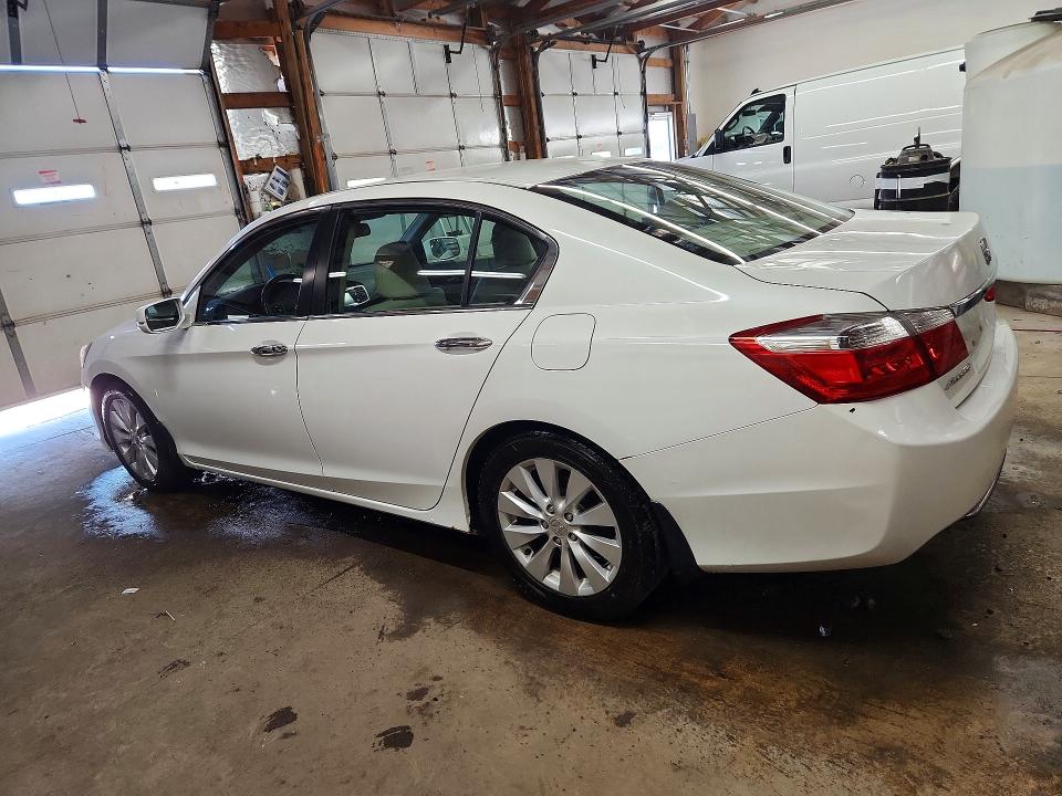 57675376 :رقم المزاد ، 1HGCR2F89EA105974 vin ، 2014 Honda Accord مزاد بيع