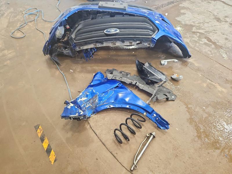 Продаж на аукціоні авто 2018 Ford Escape, vin: 1FMCU0F78JUA89408, номер лоту: 59110886