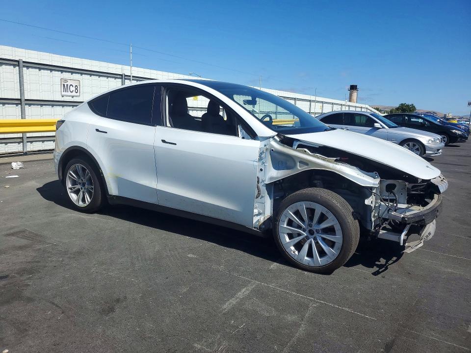 Продажа на аукционе авто 2021 Tesla Model Y, vin: 5YJYGDEE8MF229415, номер лота: 56161116