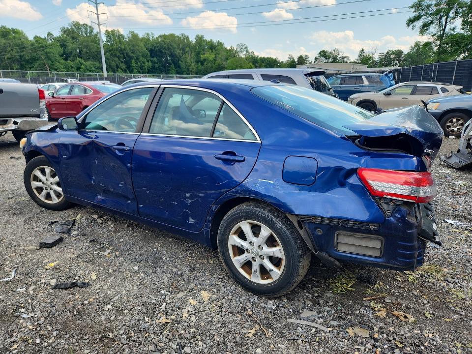 2011 Toyota Camry მანქანა იყიდება აუქციონზე, vin: 4T1BF3EK1BU581938, აუქციონის ნომერი: 58880046