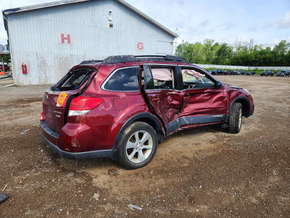 2014 Subaru Outback მანქანა იყიდება აუქციონზე, vin: 4S4BRBNC9E3328824, აუქციონის ნომერი: 57554696