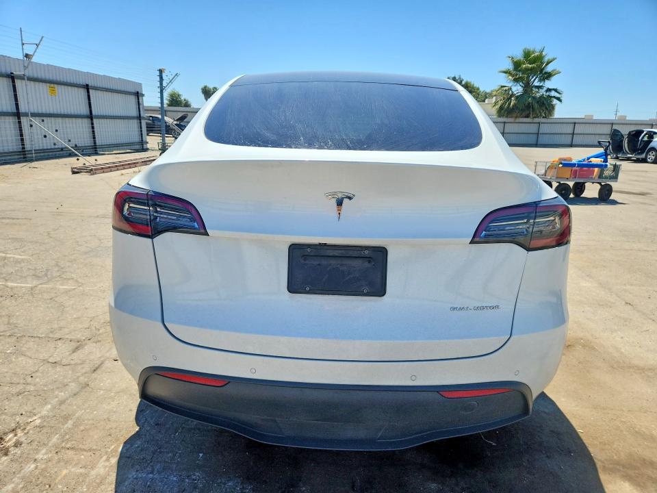 2020 Tesla Model Y მანქანა იყიდება აუქციონზე, vin: 5YJYGDEE2LF023697, აუქციონის ნომერი: 57267946