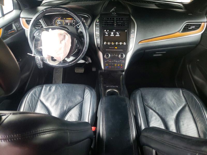 Продажа на аукционе авто 2018 Lincoln Mkc, vin: 5LMCJ3D95JUL18588, номер лота: 56839686