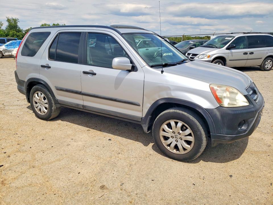 57207196 :رقم المزاد ، SHSRD78875U328838 vin ، 2005 Honda Cr-v مزاد بيع