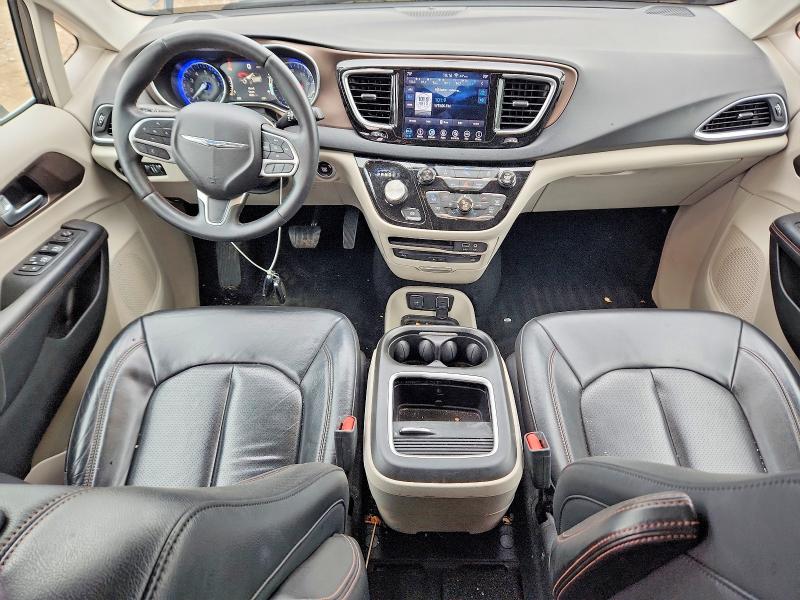 55122056 :رقم المزاد ، 2C4RC1EG1JR257329 vin ، 2018 Chrysler Pacifica مزاد بيع