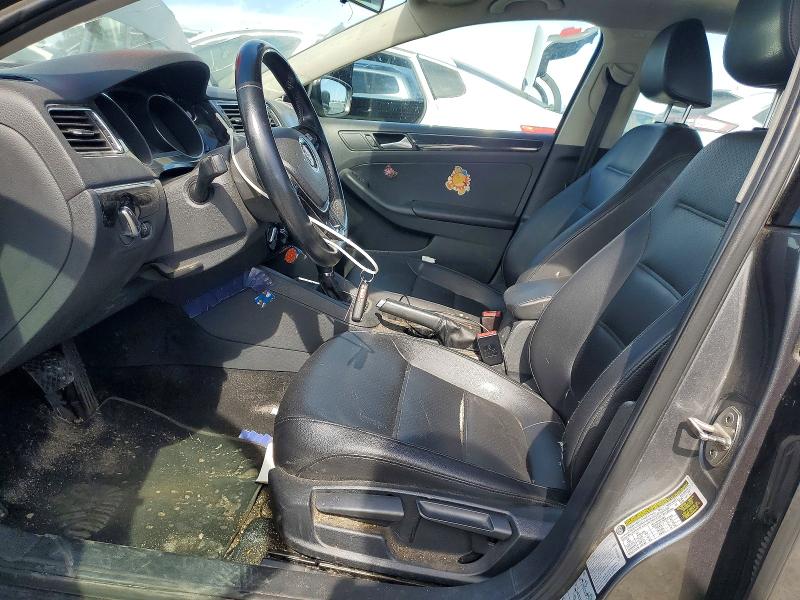 58836176 :رقم المزاد ، 3VWL17AJ3GM228427 vin ، 2016 Volkswagen Jetta مزاد بيع