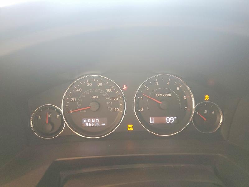 57010016 :رقم المزاد ، 1J8HG48NX8C159200 vin ، 2008 Jeep Commander مزاد بيع